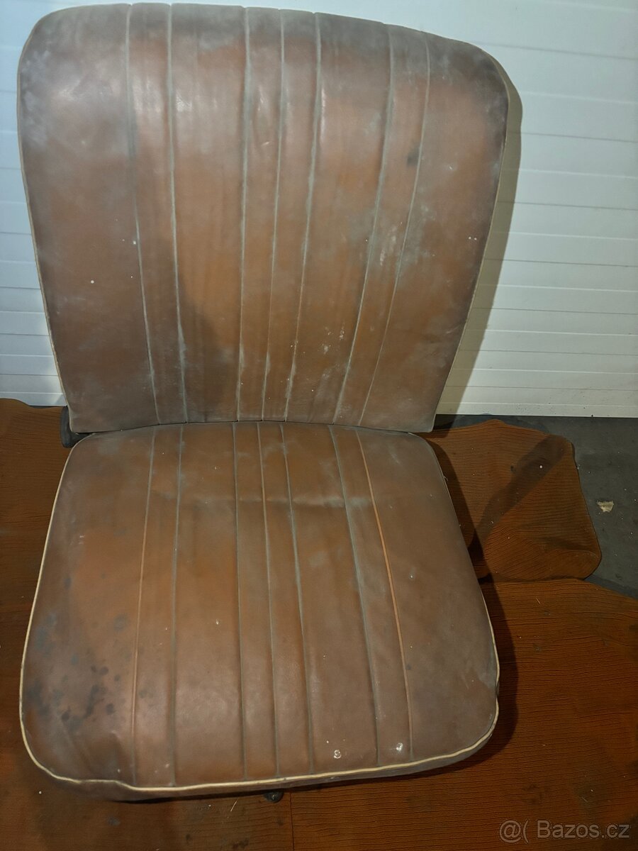 Prodám sedačky a ND na škoda 100 mb - 9