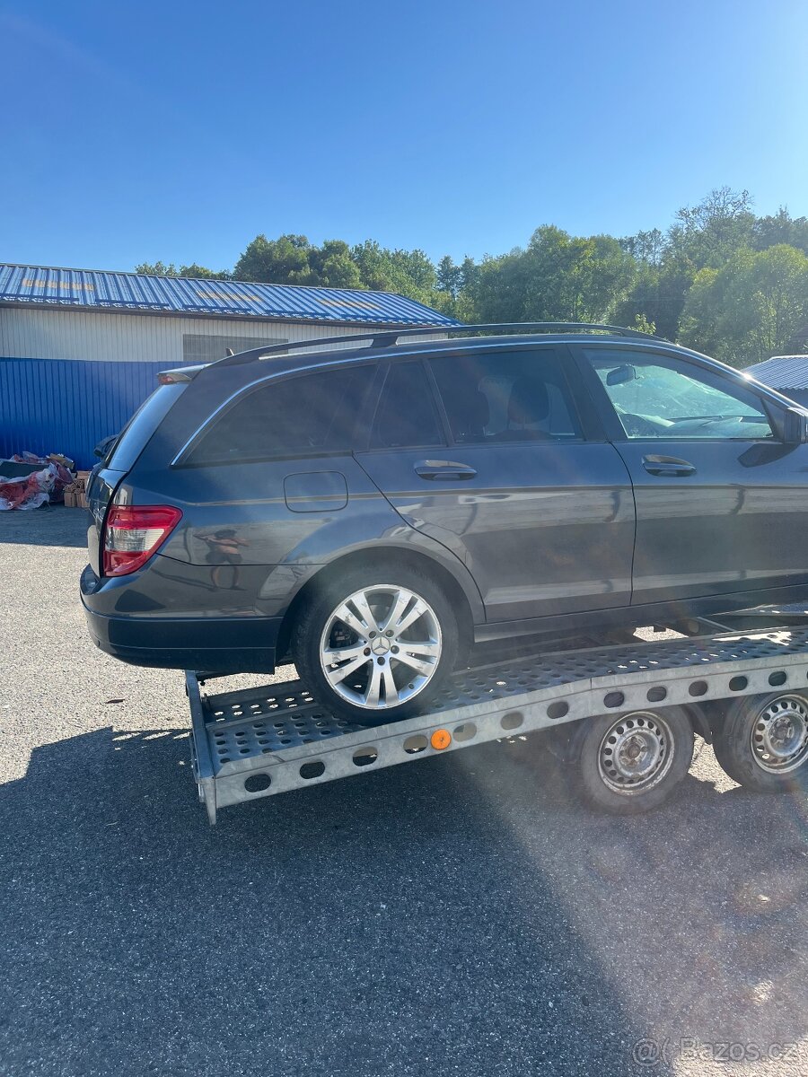 Mercedes Benz C-class W204 - 9