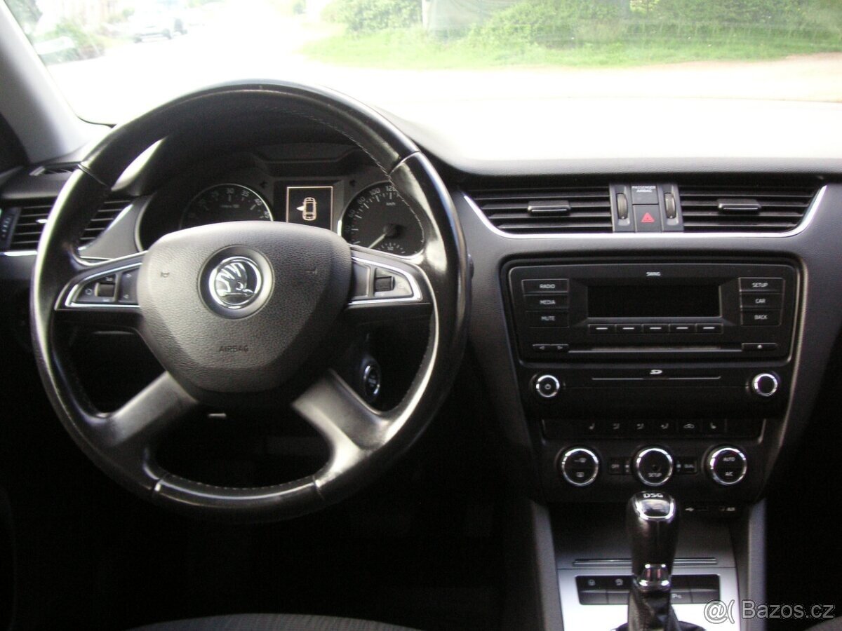 Škoda Octavia 3 Combi 2.0 TDI - Serviska - 9