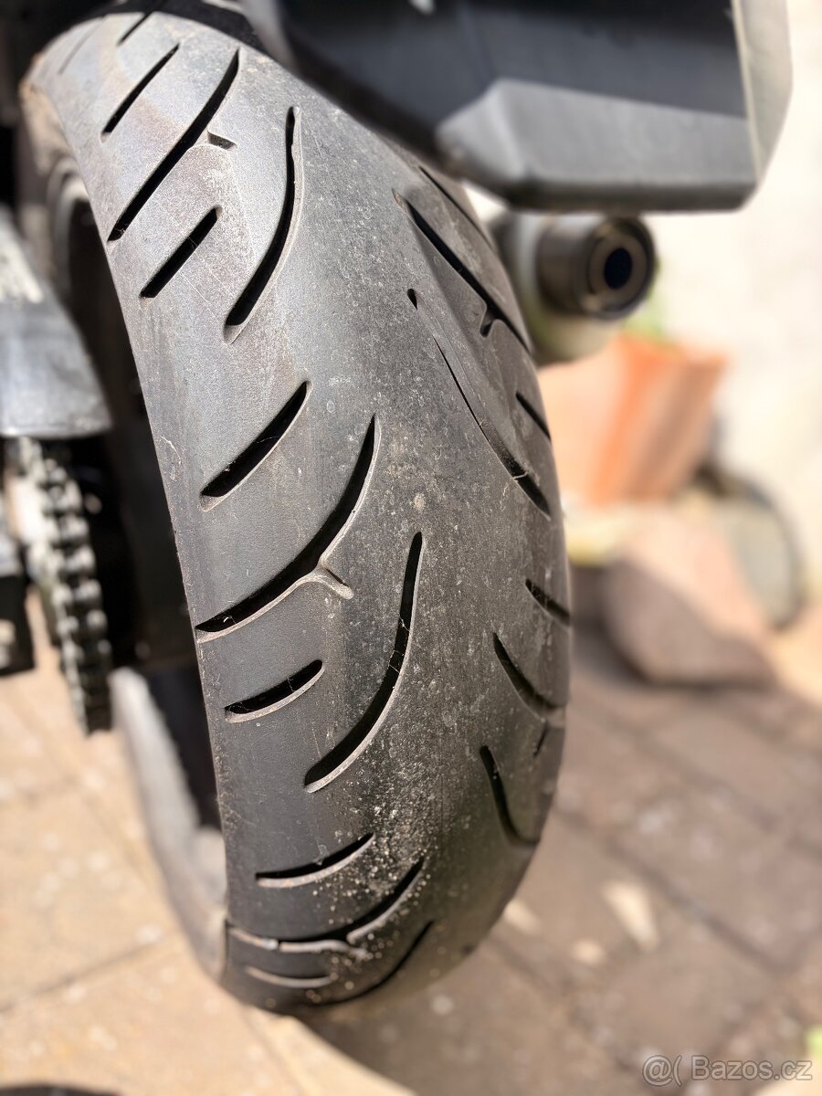 Honda CBF600N - 9
