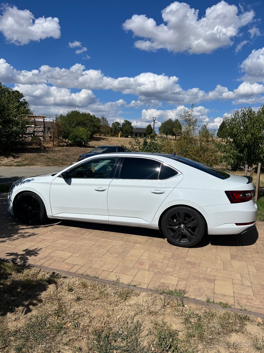 Škoda Superb III 2.0 TDI 110kw - 9