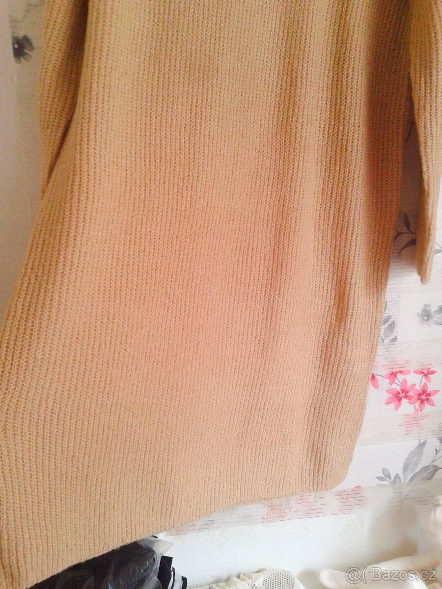 Teplé a měkoučké pletené šaty 40/42 - 9