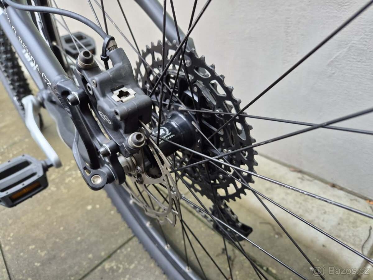 Kolo Force 29, vel. M/17", převody 1x12 - 9