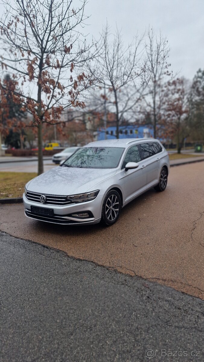 Volkswagen Passat - 9