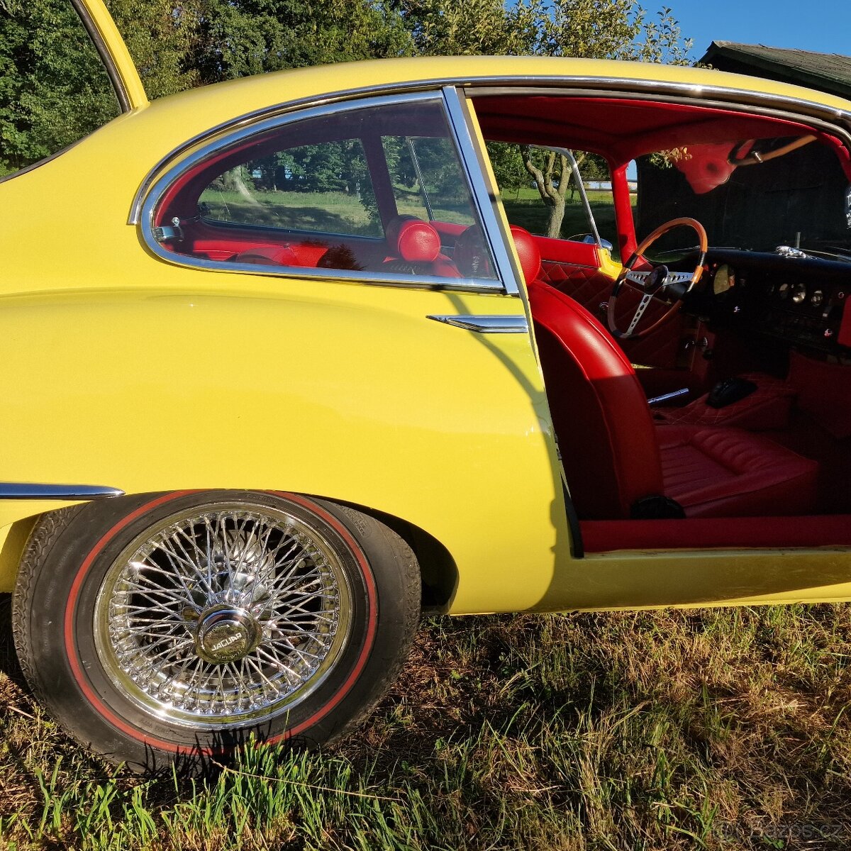 Jaguar E-Type 1 serie 4,2 2+2 rv.1968 po Renovaci - 9