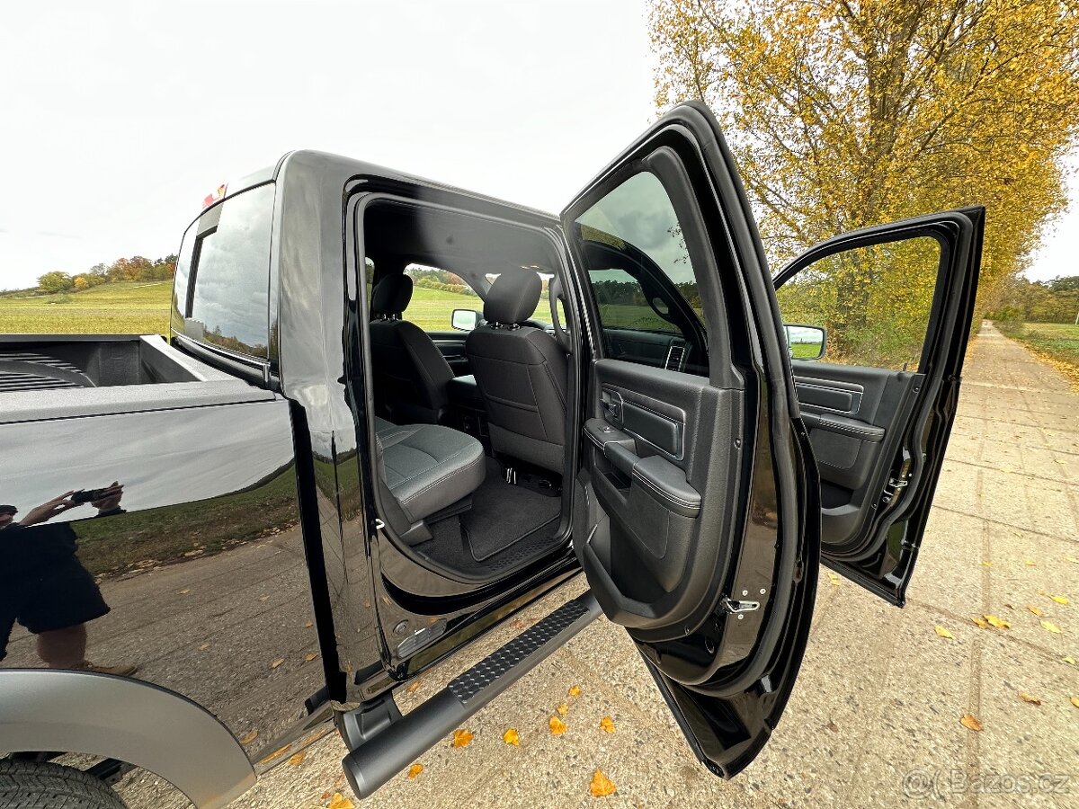 Dodge RAM 1500 classic WARLOCK 5,7hemi v8 - 9