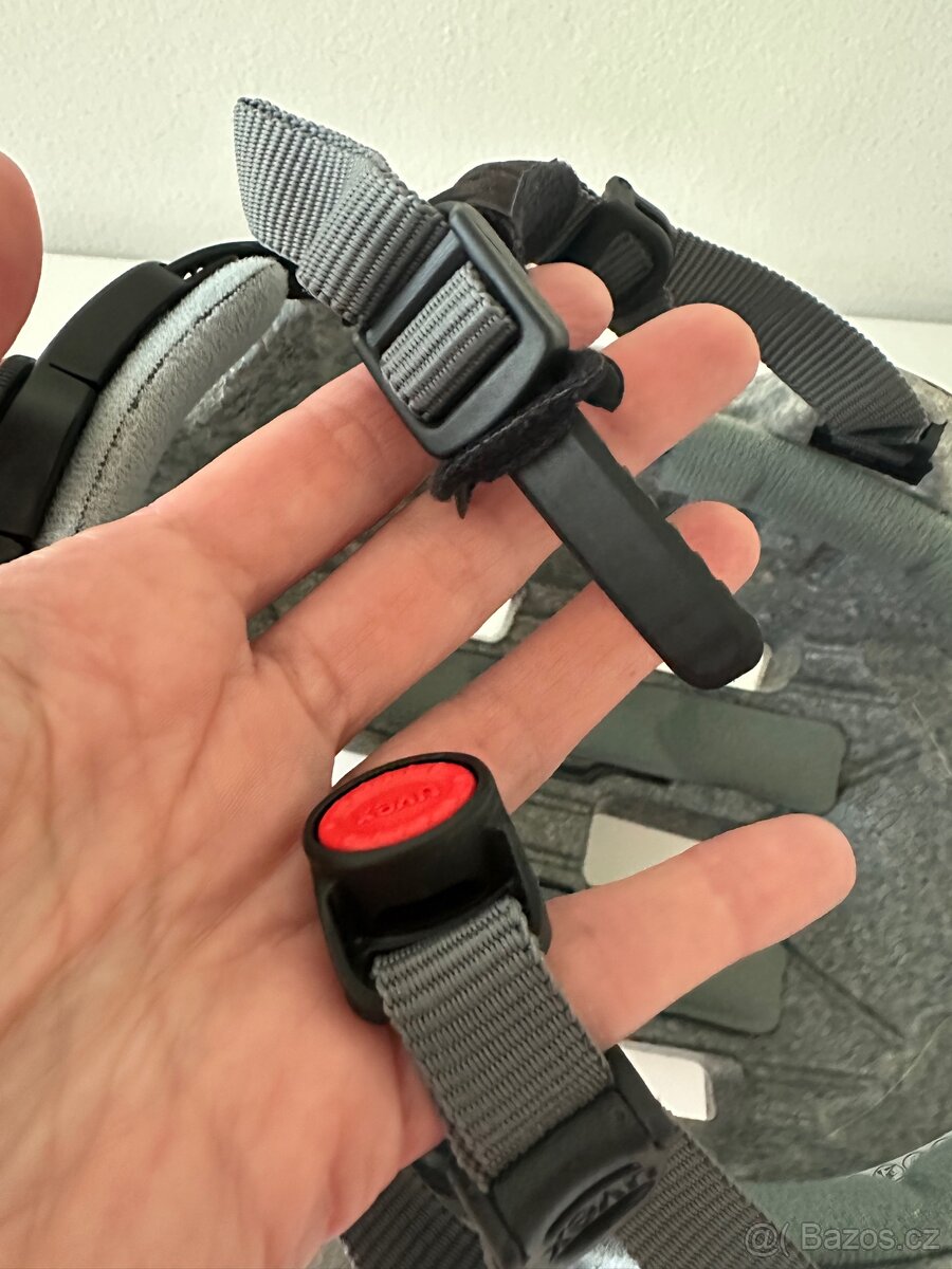 Dětská helma Uvex - 9