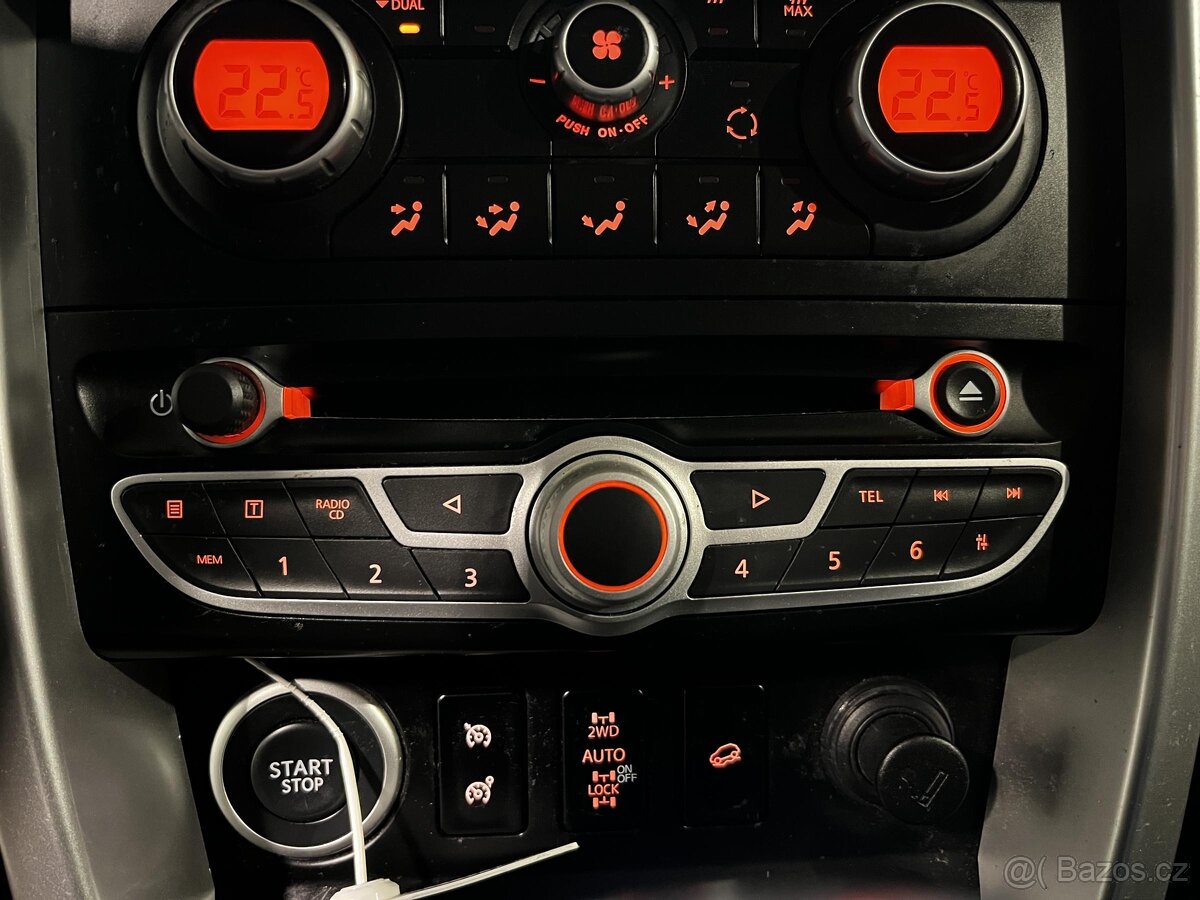 Renault Koleos 2.0dCi , 110 kW nafta, 2010 - 9