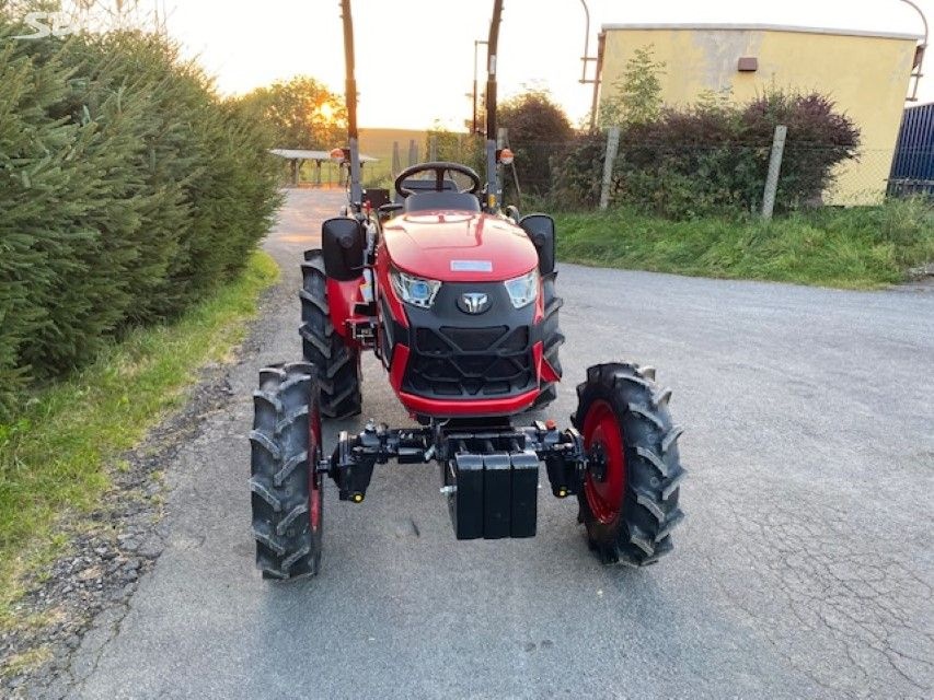 Malotraktor TYM 2500l - 9
