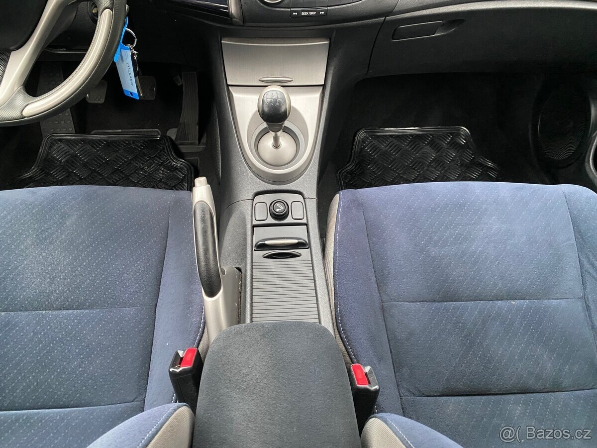 Honda Civic 8g.18.benzin - 9