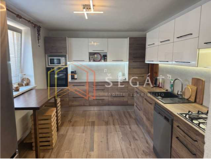 Prodej RD v Komni - 9