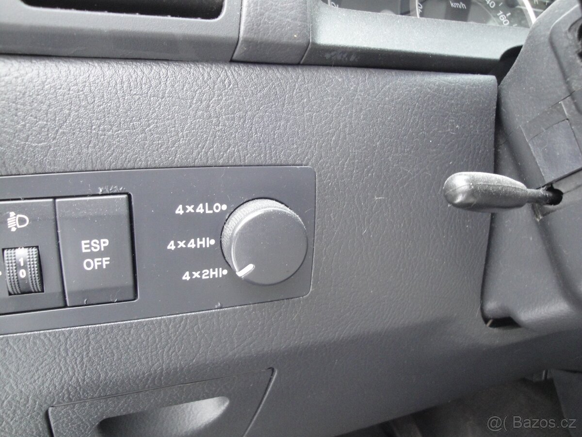 Prodám Kia Sorento 2.5,CRDi,4x4 automat - 9