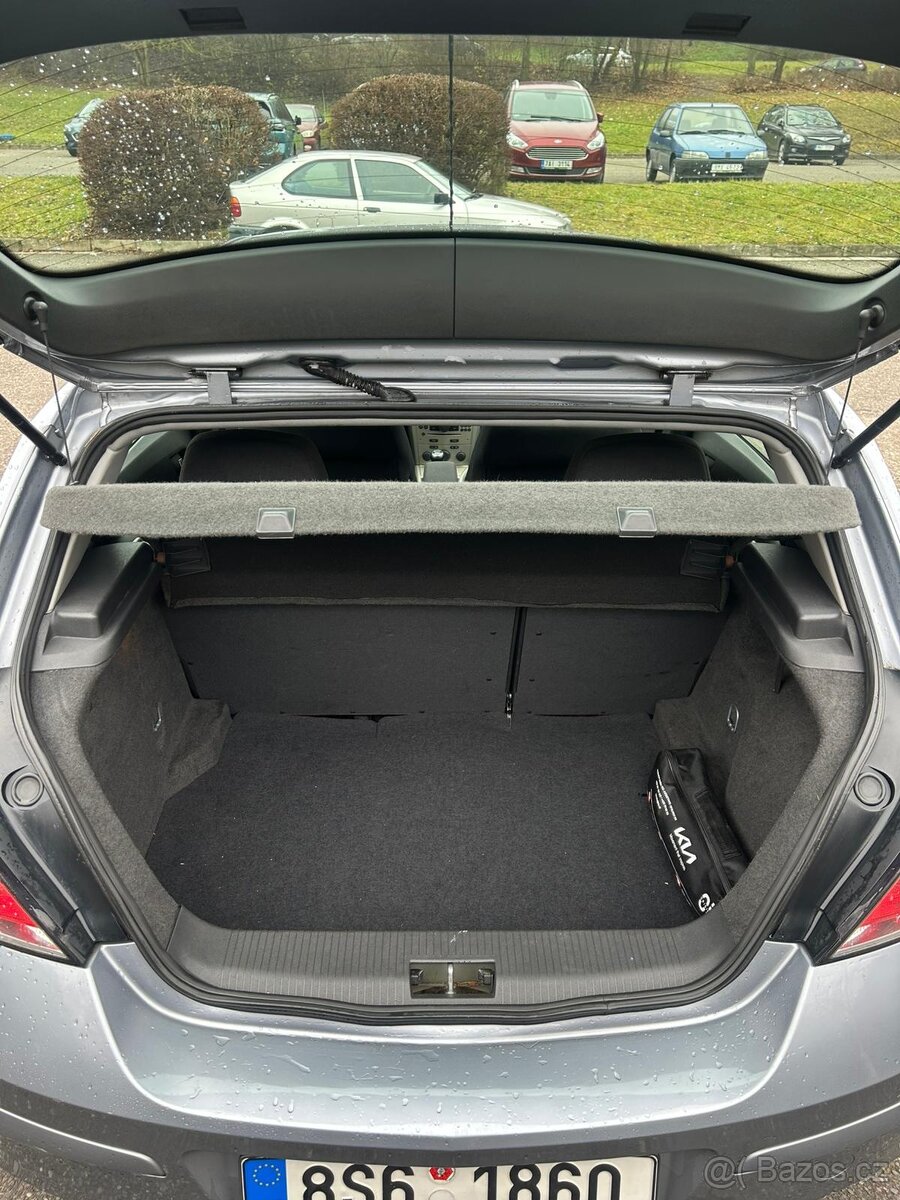 Opel Astra H 1.6 2008 - 9