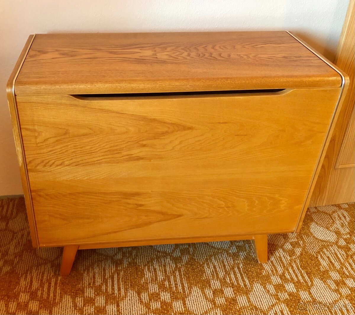 Retro nábytek B. Landsman H. Nepožitka Jitona - 9