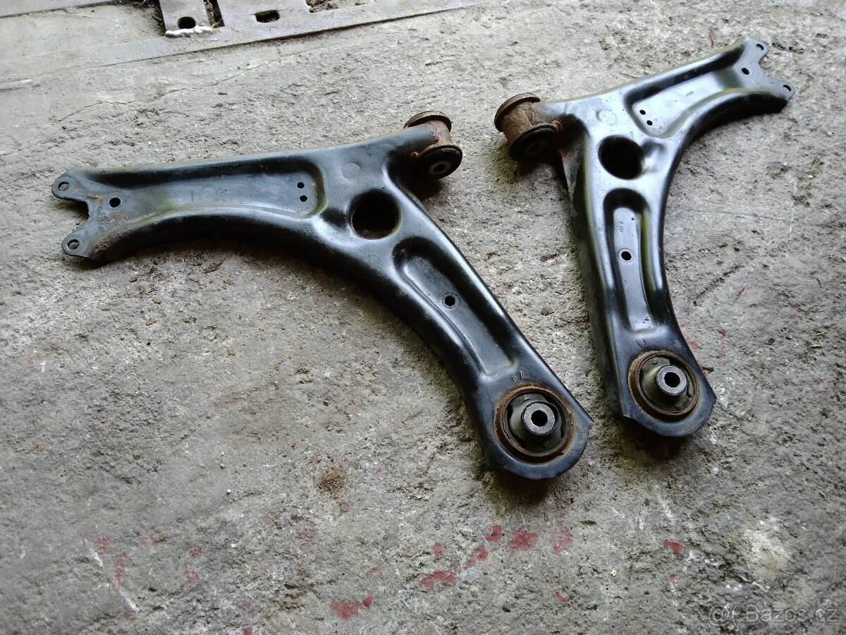 Škoda Yeti - díly - 9