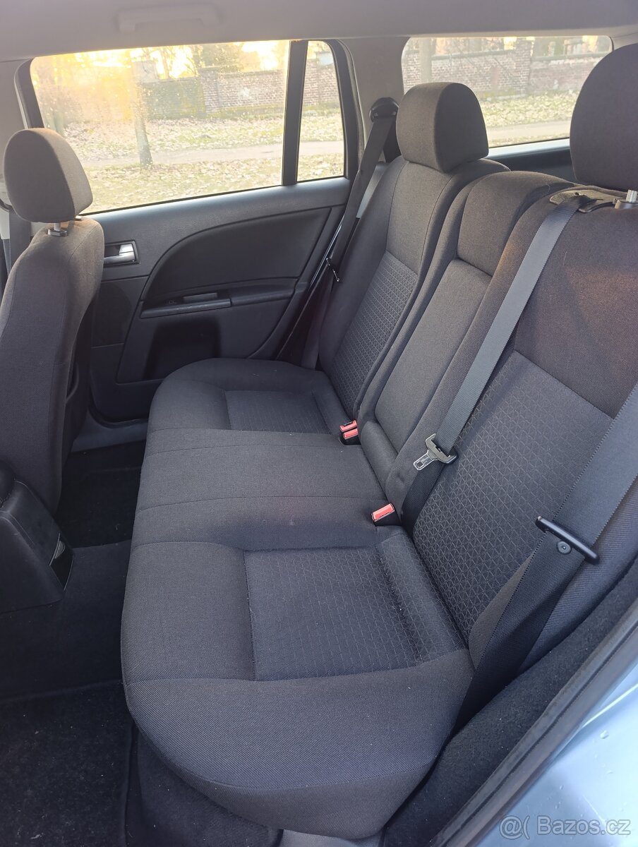 Ford Mondeo 2.2 TDCi 115 kW - 9