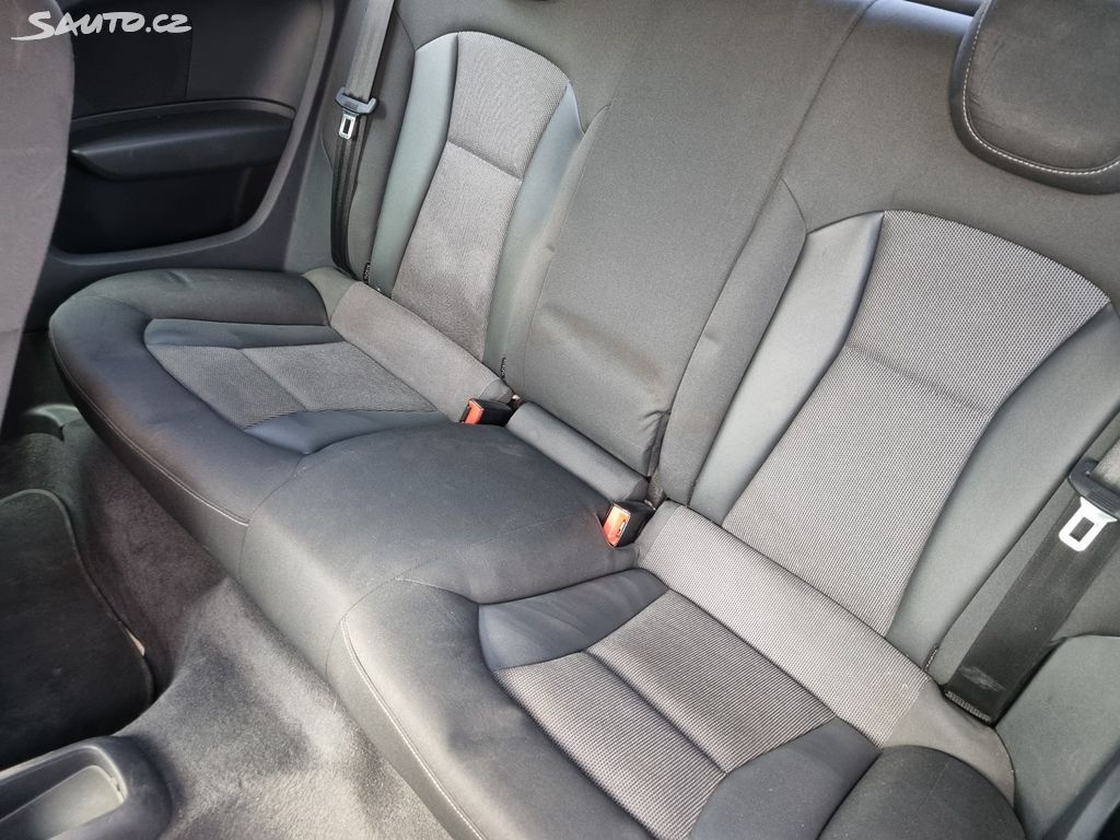 Audi A1 s-line 1.6 tdi - 9