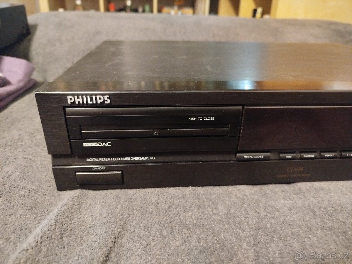 CD přehrávače Grundig a Philips. - 9