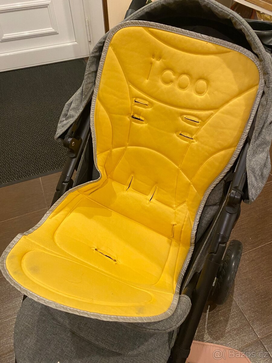 Sportovní kočárek značka Joie - 9