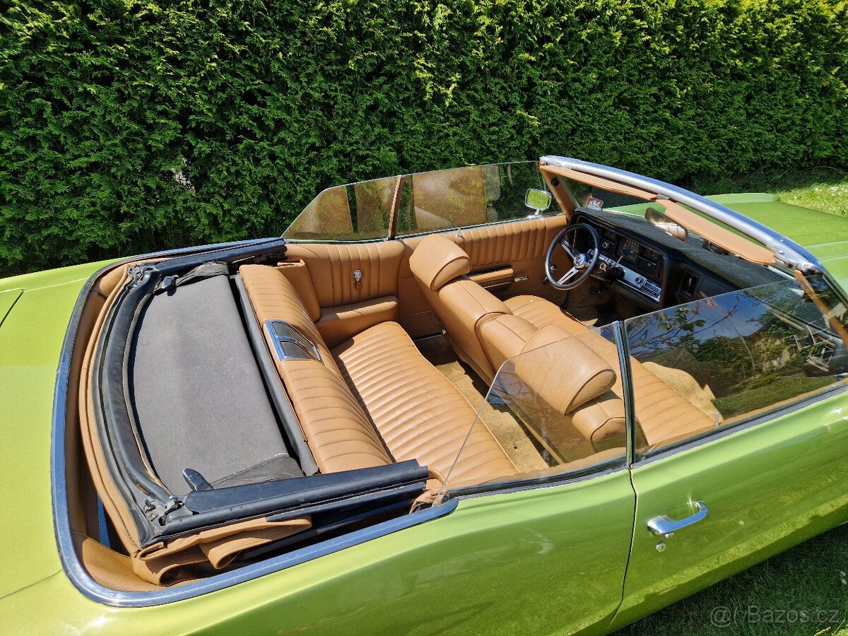 Buick LeSabre Convertible - 9