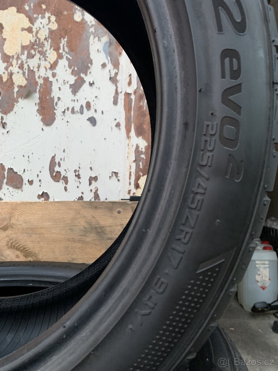 4ks 225/45/17 Hankook/2018/94Y/letni pneu 6.8m - 9