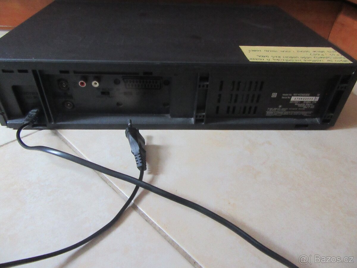 Nabízím video Panasonic NV-HD600. - 9