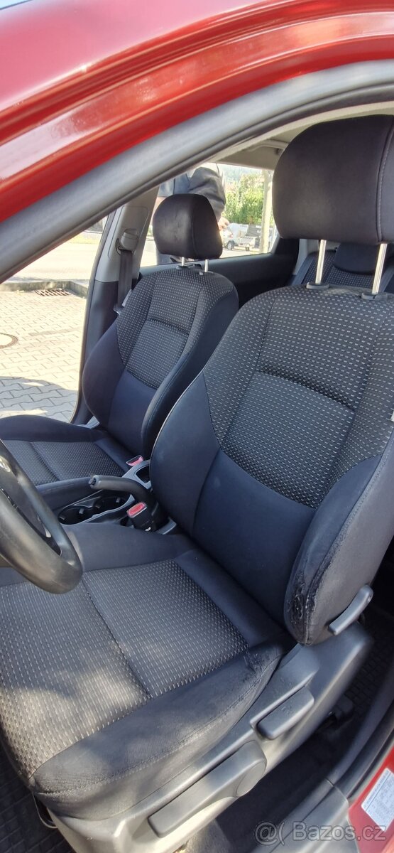 Hyundai i30 kombi, 1,6 CRDI 85KW - 9