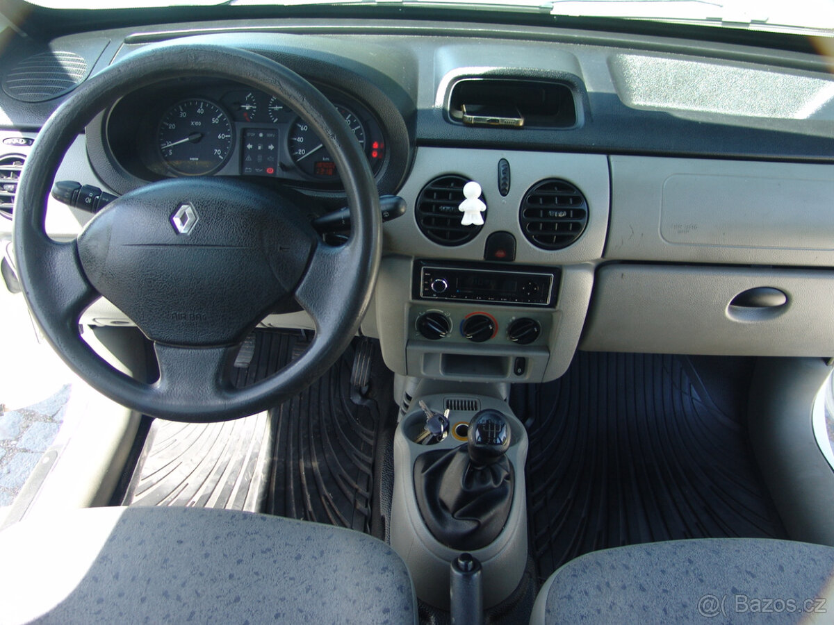 Renault Kangoo 1.5 dCi - 9