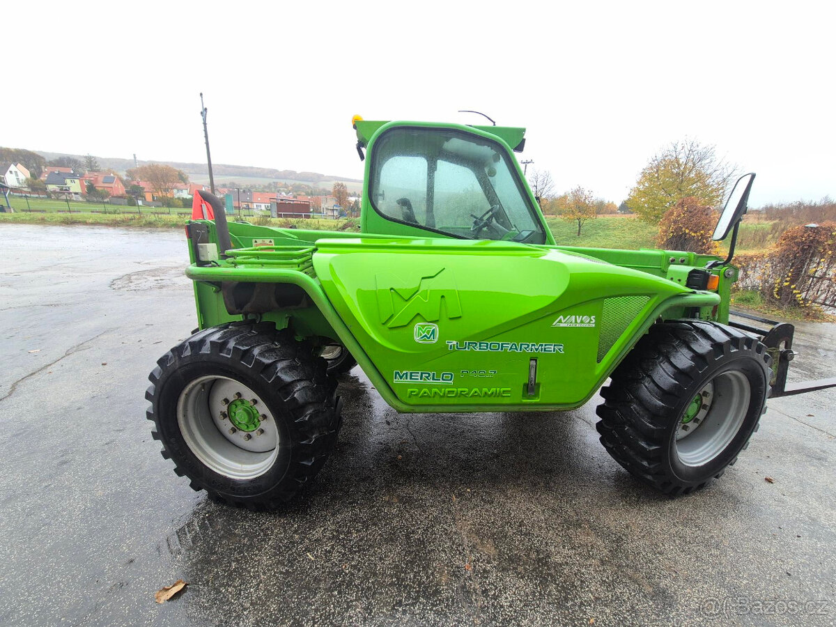 Teleskopický manipulátor Merlo TF 40.7 - 9