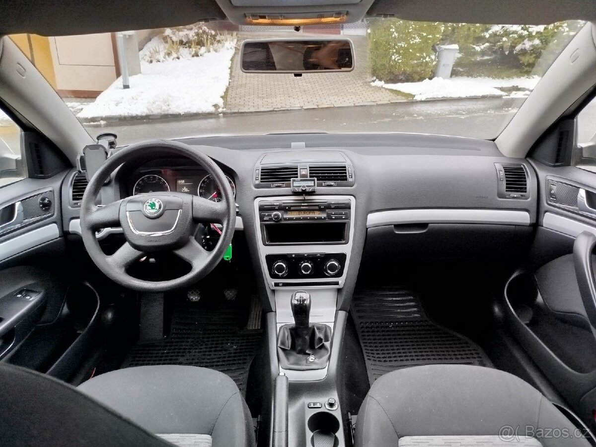 Octavia 2 1.9 tdi - 9