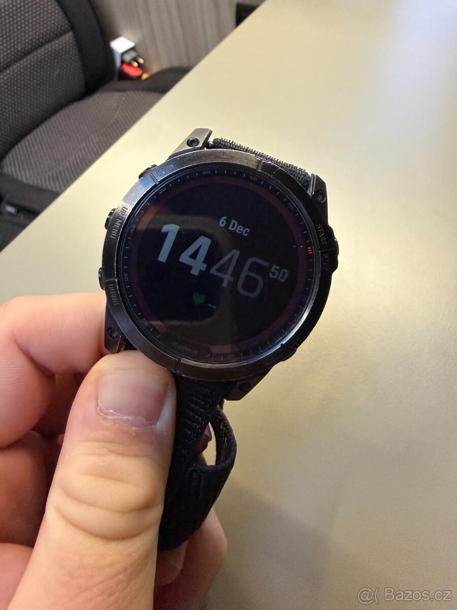 Garmin Fenix 7X Sapphire Solar Black DLC Titanium/Black Band - 9