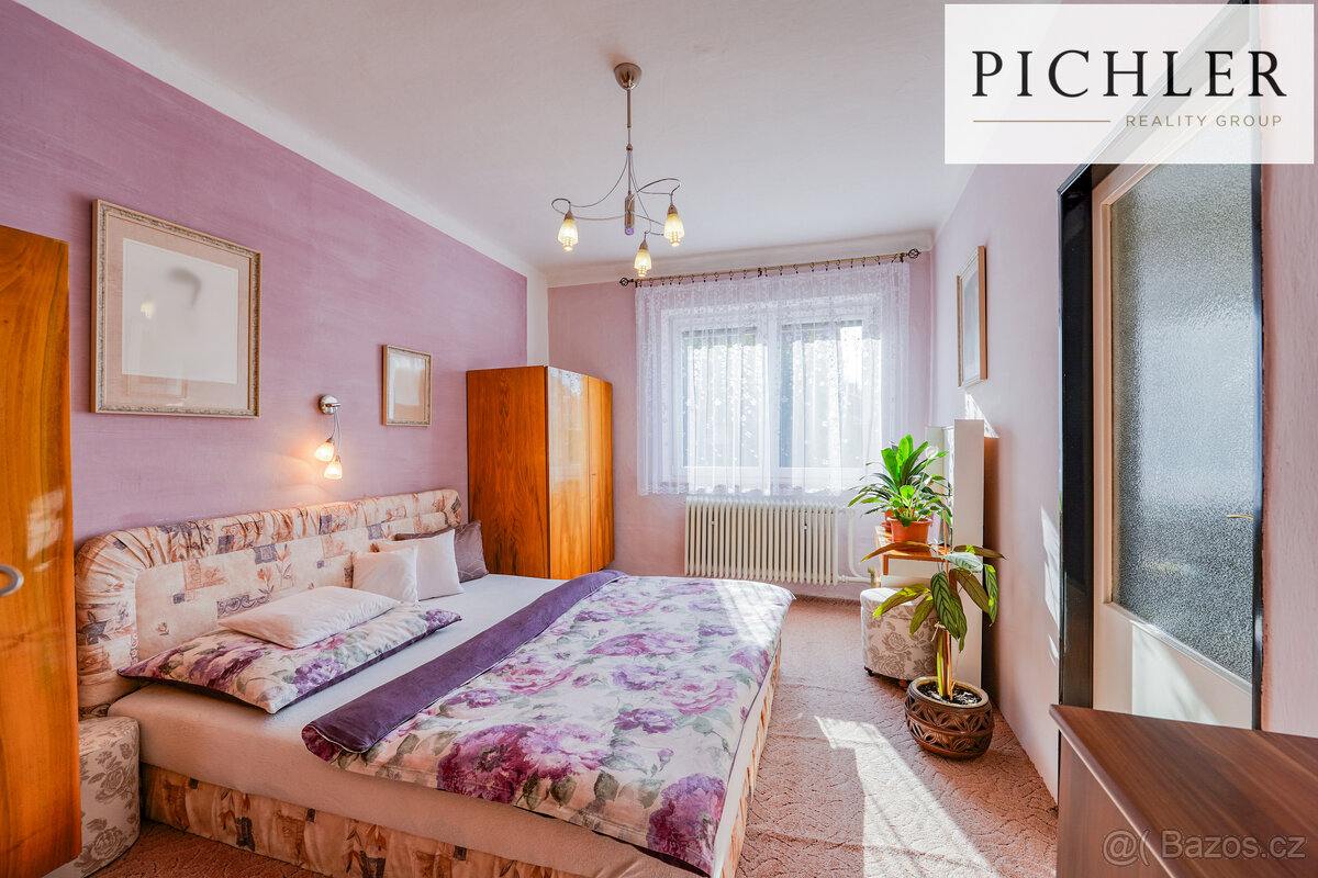 Prodej rodinného domu 2 bytové jednotky, okrasná zahrada - 9