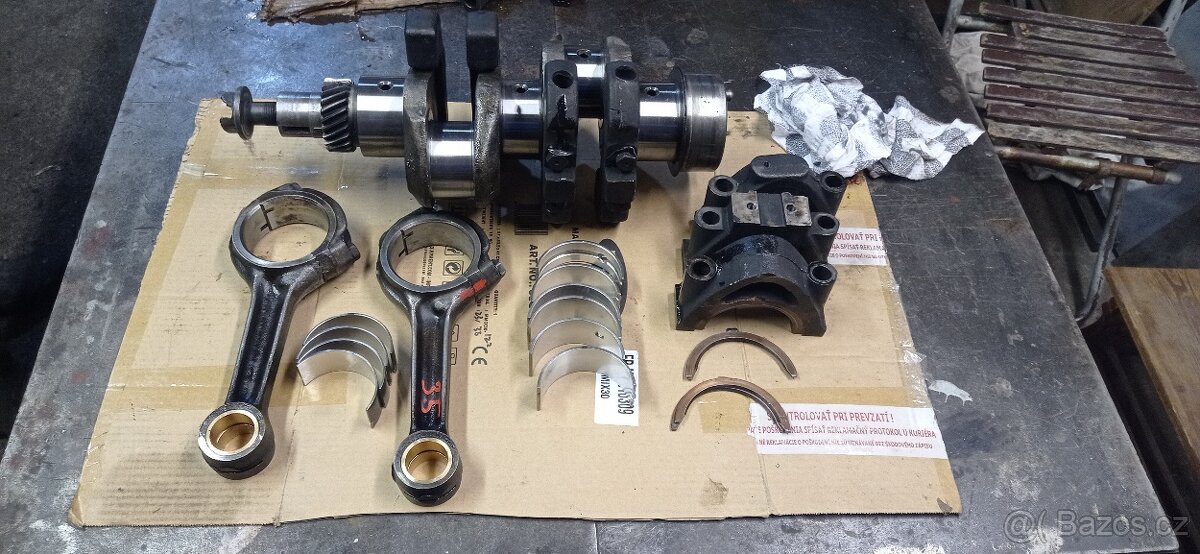 Motor Ursus c-330 - 9