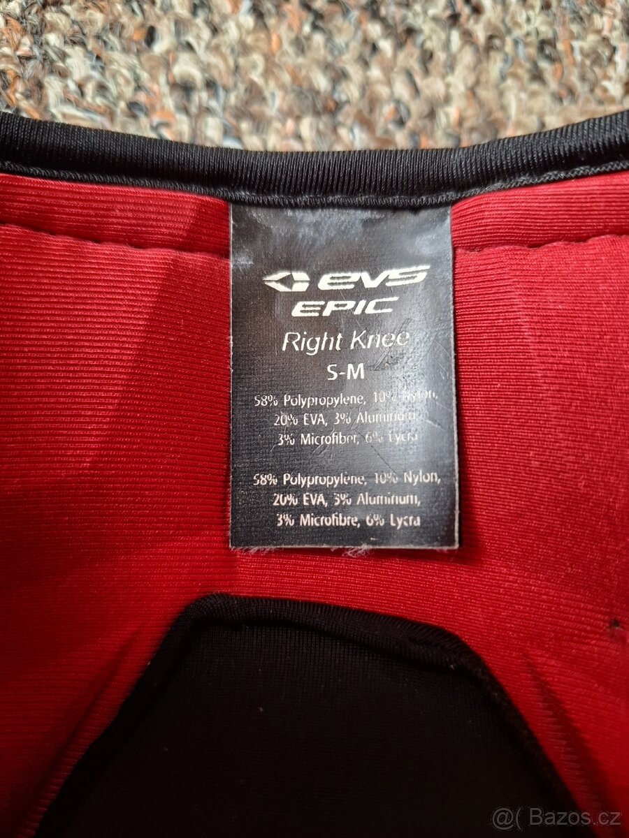 Kolenní chrániče EVS epic - 9