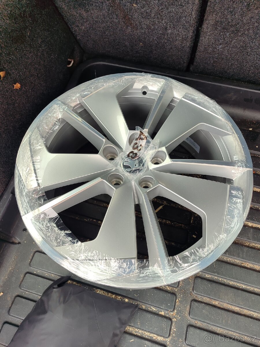 Nova sada SKODA 5X112 18 - 9