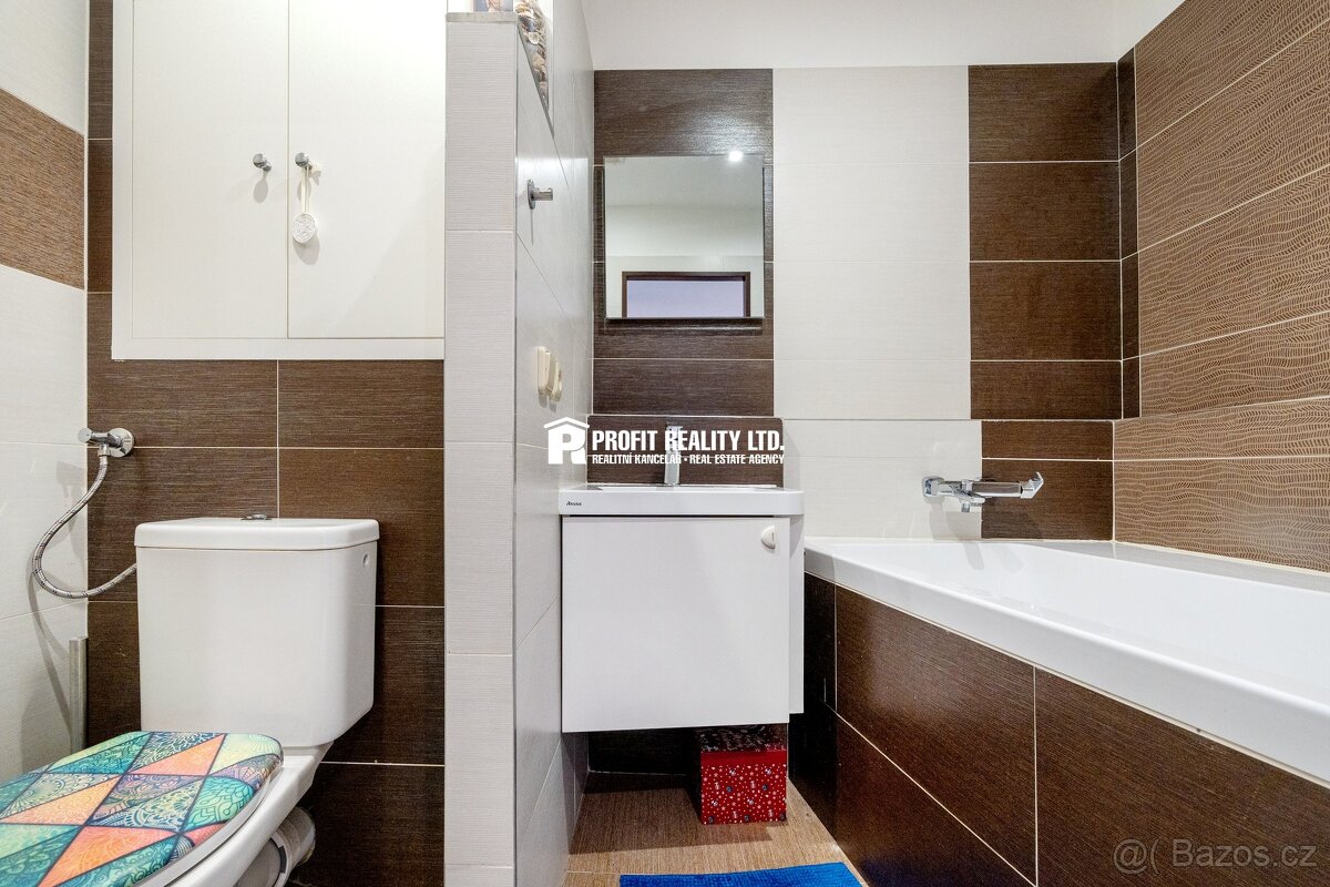 Prodej bytu 4+1 85 m², Slaný, ev.č. 100941 - 9