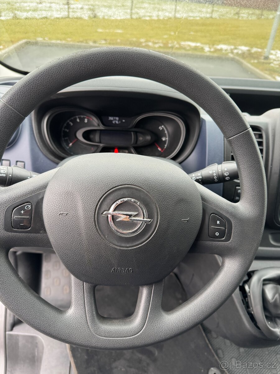 Opel Vivaro 1.6 Bi-turbo - 9
