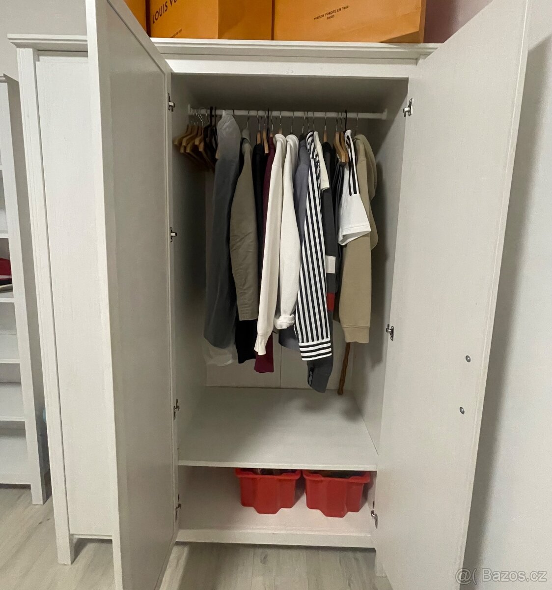 Prodám nábytek do ložnice, dívčí pokoj - 9