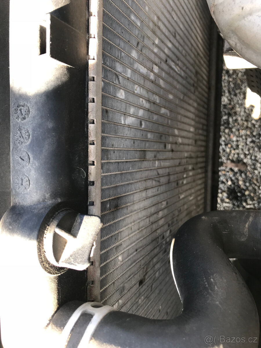 Peugeot 307 1,6i 2003 - díly - 9