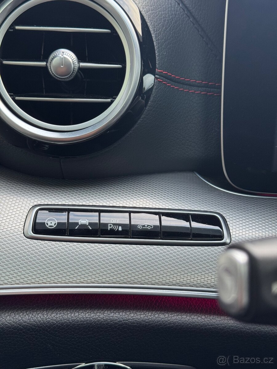 Mercedes E43 AMG 295kw 4MATIC - 9