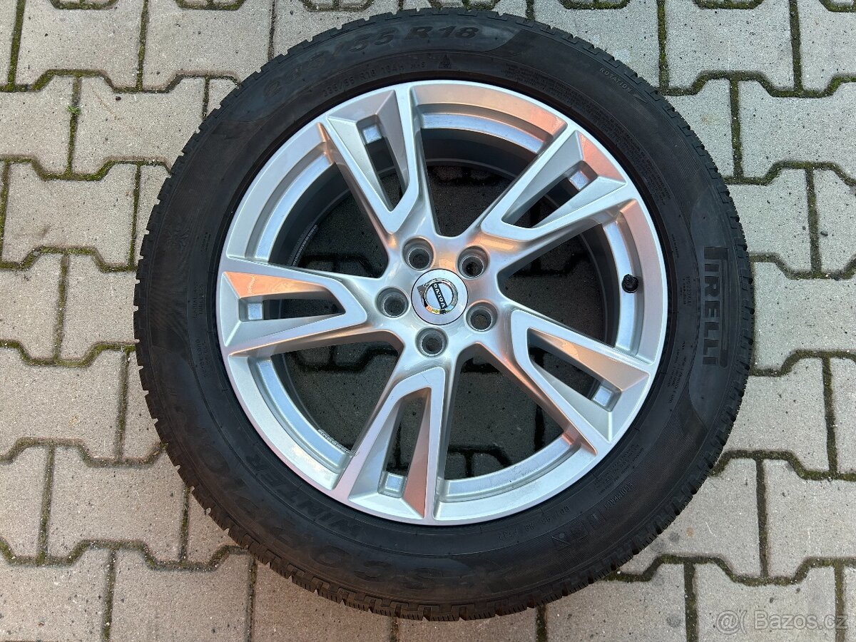 Volvo XC40 zimní komplet alu kola originál - 9