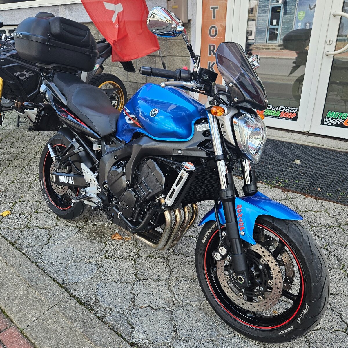 Yamaha FZ 6 Fazer, 1x zadní kufr, 2x klíč - 9