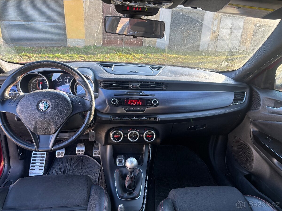 Alfa Romeo Giulietta 1.4T 125kW - 9