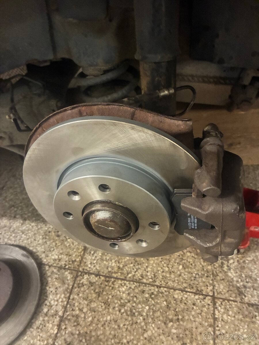 Peugeot 307 sw 2.0hdi SLEVA - 9