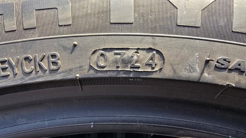 Letní pneu 225/45/18 Nokian - 9