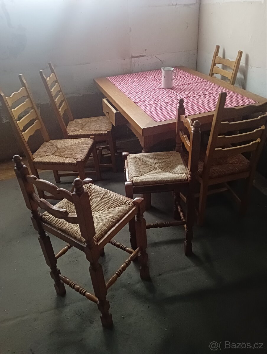 Masivní dubový stůl se šuplikem a 6 židlí - 9