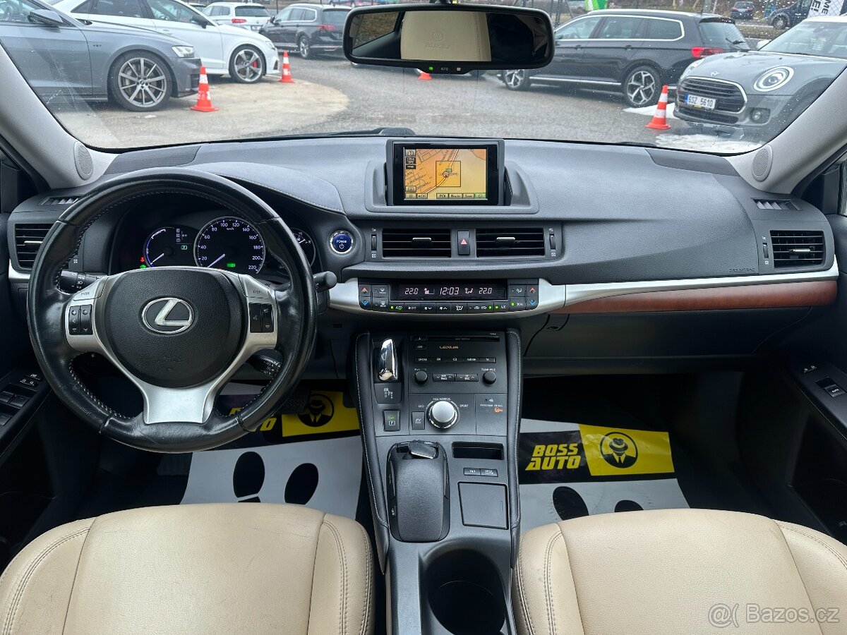 Lexus CT 200h 2011 - 9