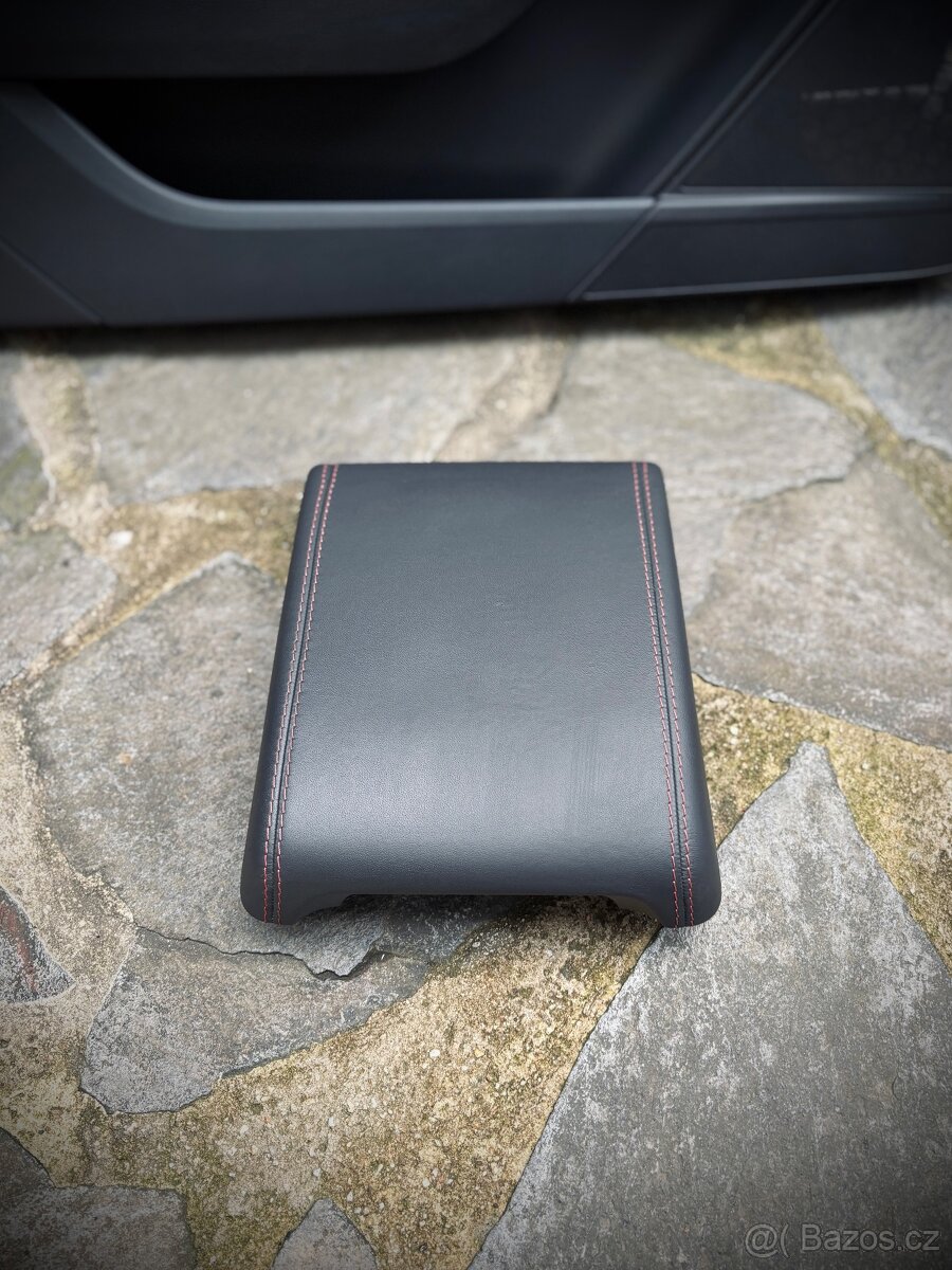 PRODÁM SPORTOVNÍ INTERIÉR JAGUAR F-TYPE - 9