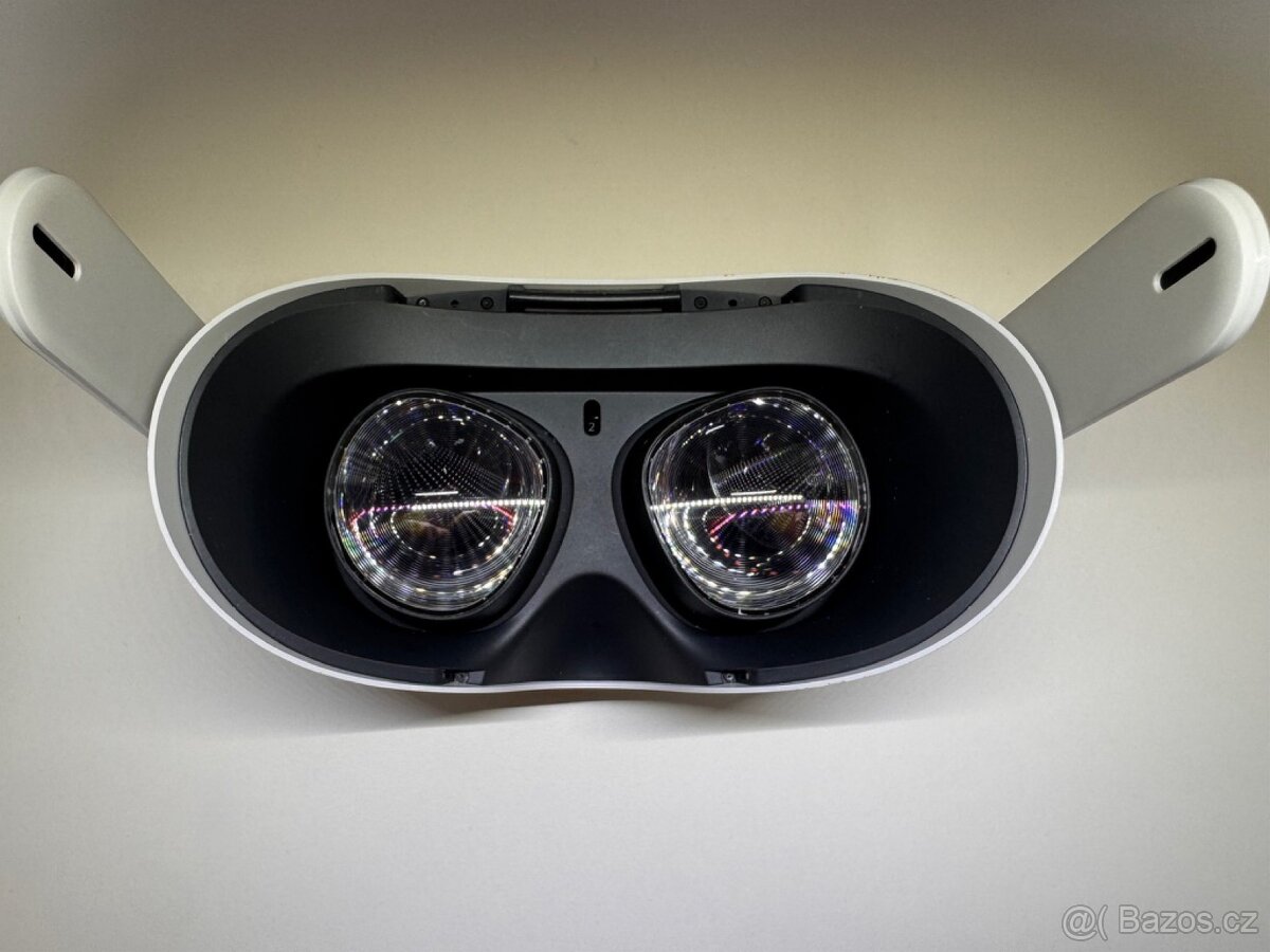 Meta Quest 2 256GB + Elite Strap + pouzdro - 9