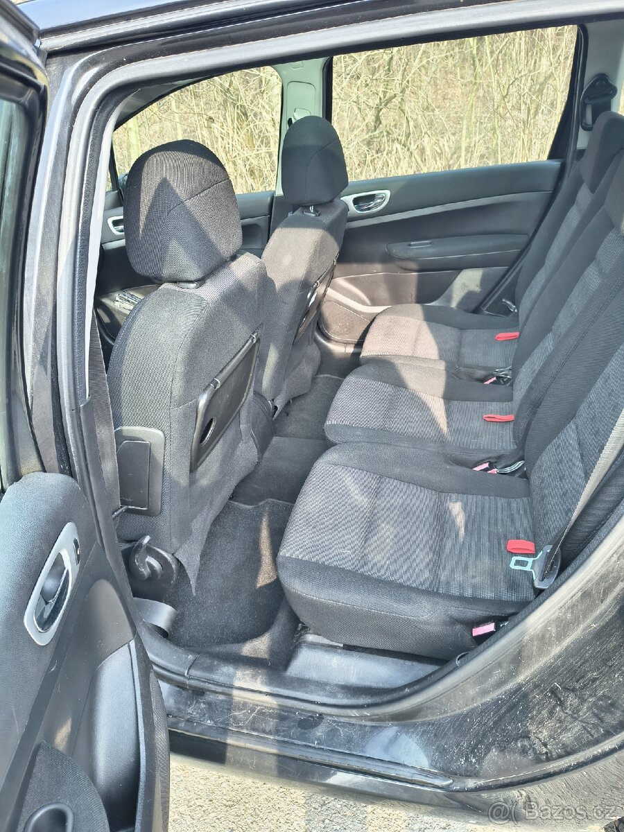 Peugeot - 9